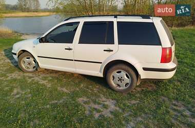 Універсал Volkswagen Golf 2001 в Харкові
