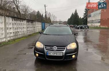 Універсал Volkswagen Golf 2008 в 