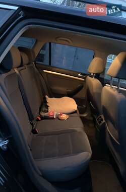 Універсал Volkswagen Golf 2008 в 