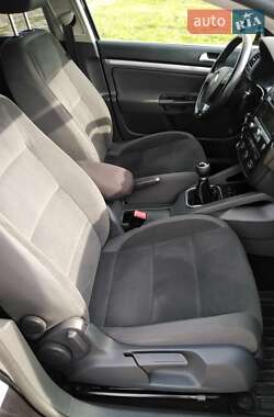 Универсал Volkswagen Golf 2008 в 