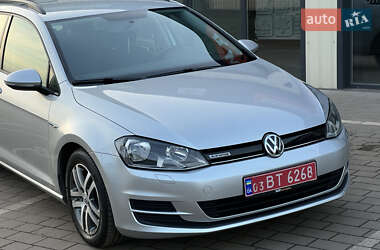 Универсал Volkswagen Golf 2016 в 