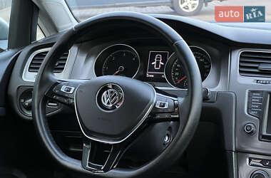 Универсал Volkswagen Golf 2016 в 