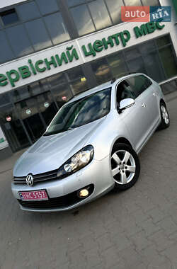 Універсал Volkswagen Golf 2011 в 