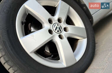 Універсал Volkswagen Golf 2011 в 