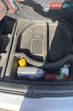 Универсал Volkswagen Golf 2003 в 