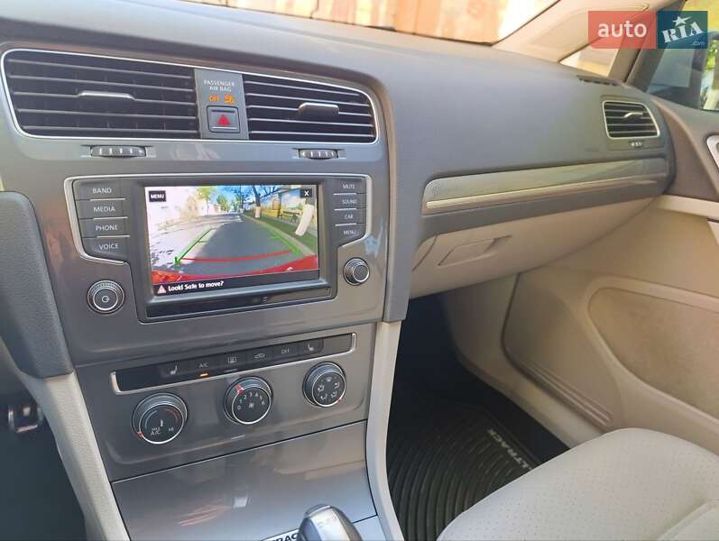 Универсал Volkswagen Golf 2017 в Белгороде-Днестровском