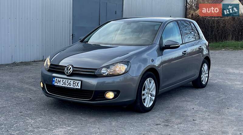 Хэтчбек Volkswagen Golf 2012 в Бердичеве