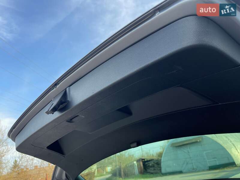 Хэтчбек Volkswagen Golf 2012 в Бердичеве