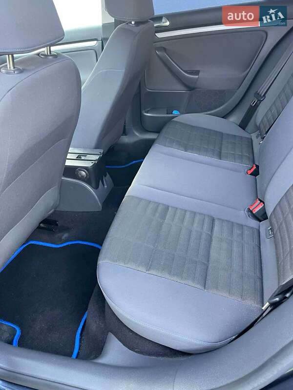 Хэтчбек Volkswagen Golf 2007 в Любомле