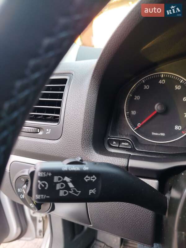 Хетчбек Volkswagen Golf 2007 в Луцьку