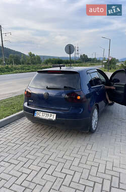 Хетчбек Volkswagen Golf 2007 в 