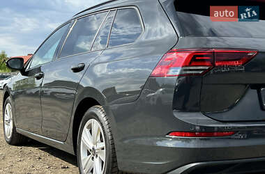 Універсал Volkswagen Golf 2021 в 