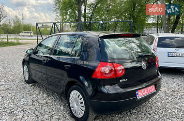 Хэтчбек Volkswagen Golf 2008 в 