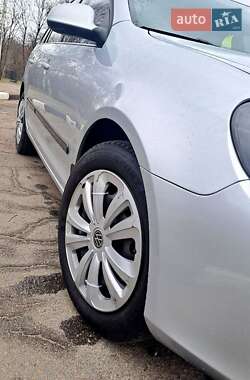 Універсал Volkswagen Golf 2013 в 