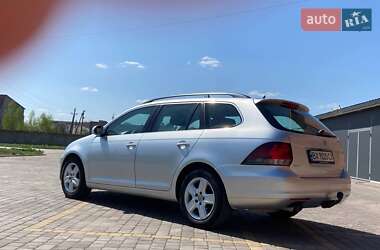 Універсал Volkswagen Golf 2009 в 