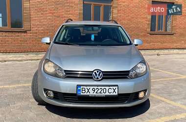 Універсал Volkswagen Golf 2009 в 