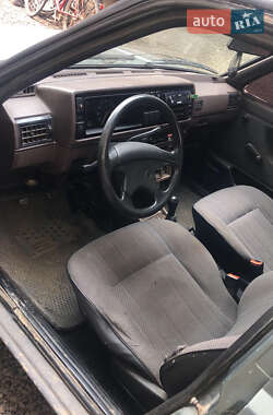 Хетчбек Volkswagen Golf 1987 в 