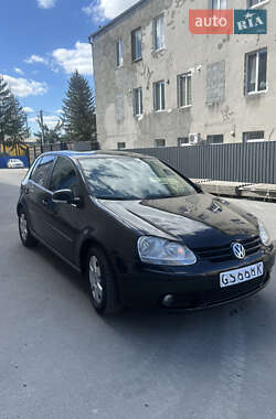 Хэтчбек Volkswagen Golf 2006 в 