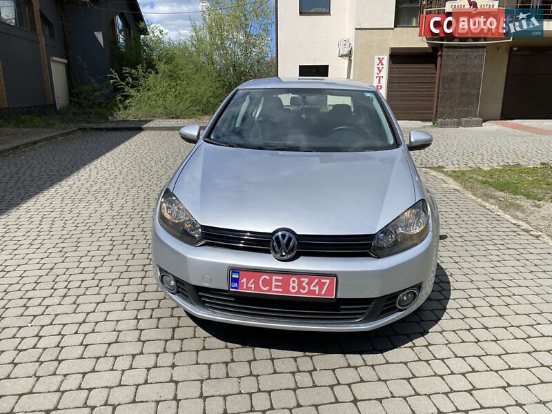 Хэтчбек Volkswagen Golf 2009 в Ивано-Франковске
