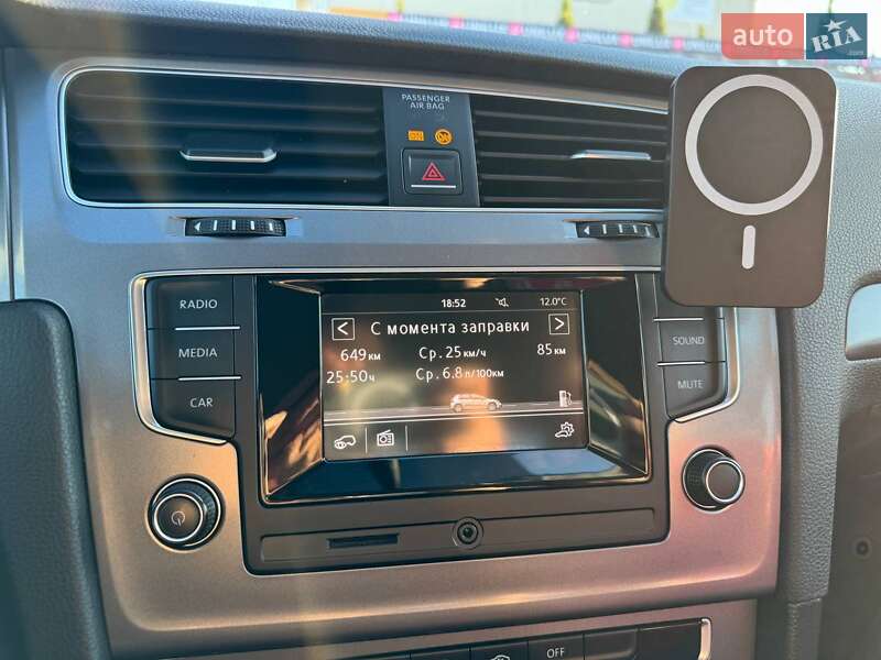 Хетчбек Volkswagen Golf 2014 в Рівному