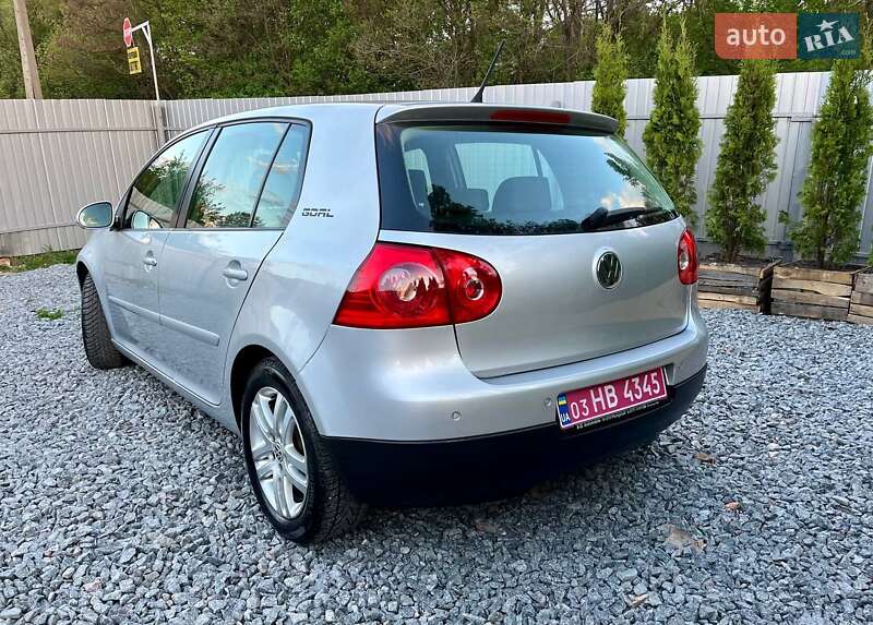 Хэтчбек Volkswagen Golf 2007 в Полтаве