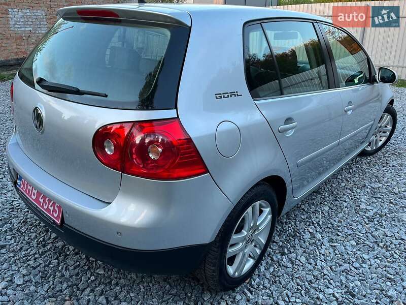 Хэтчбек Volkswagen Golf 2007 в Полтаве