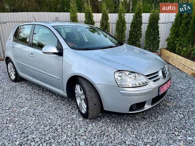 Хэтчбек Volkswagen Golf 2007 в Полтаве