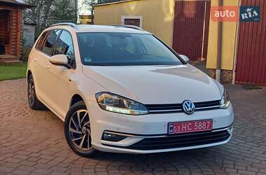 Універсал Volkswagen Golf 2018 в 