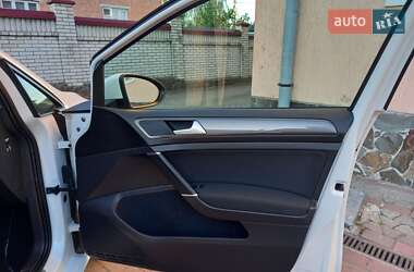 Універсал Volkswagen Golf 2018 в 