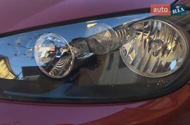 Хетчбек Volkswagen Golf 2009 в 