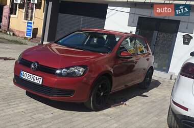 Хетчбек Volkswagen Golf 2009 в 