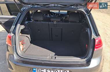Хэтчбек Volkswagen Golf 2016 в 
