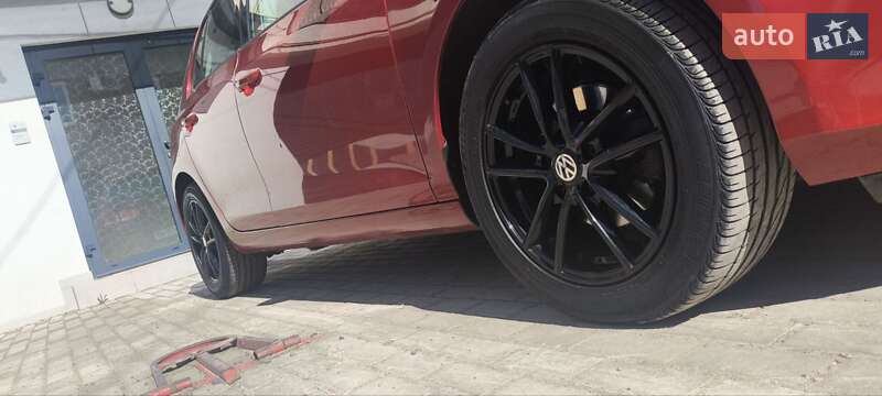 Хэтчбек Volkswagen Golf 2009 в Мукачево