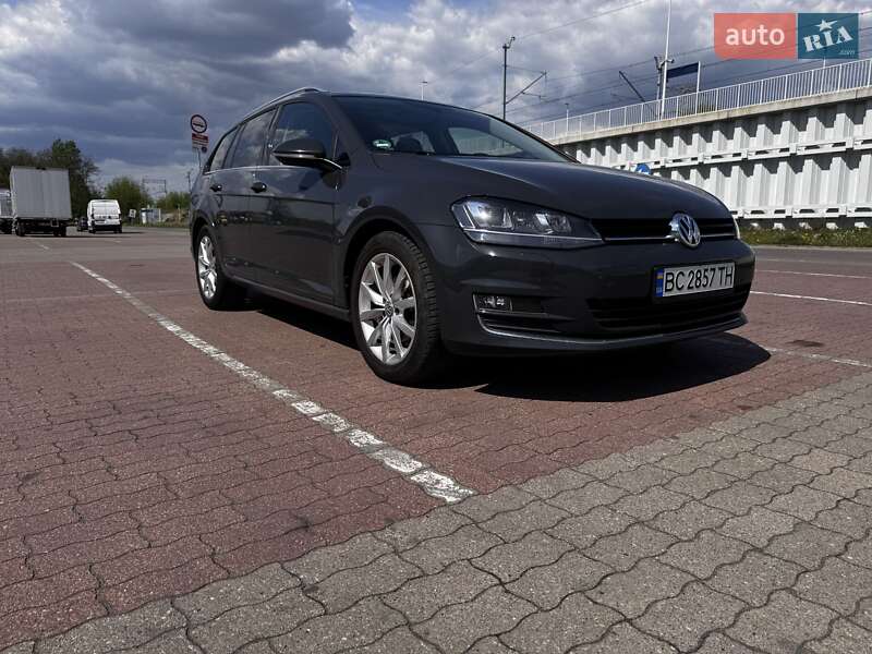 Універсал Volkswagen Golf 2016 в Львові