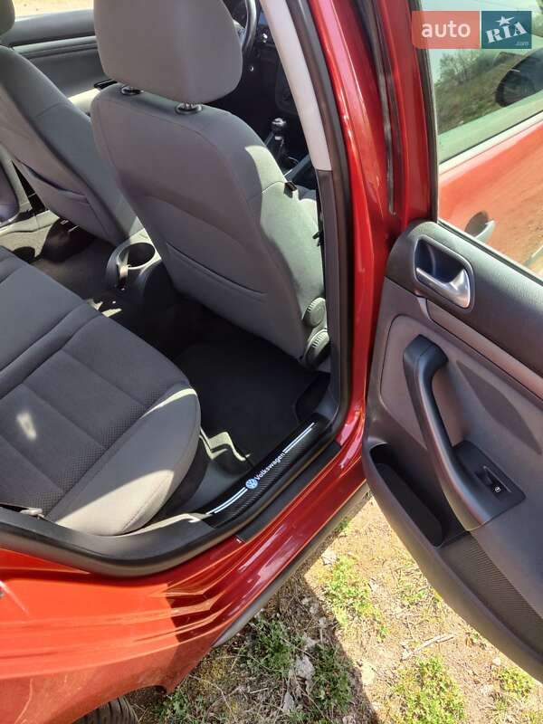 Хэтчбек Volkswagen Golf 2006 в Коростене фото 15 Хэтчбек Volkswagen Golf 2006 в Коростене