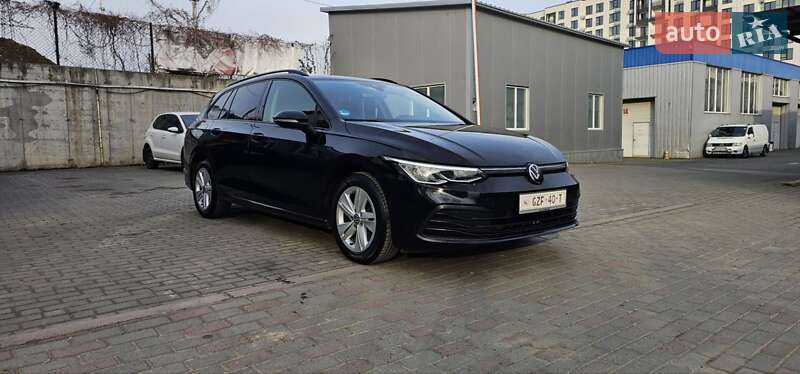 Универсал Volkswagen Golf 2021 в 