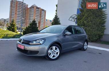 Хэтчбек Volkswagen Golf 2009 в 