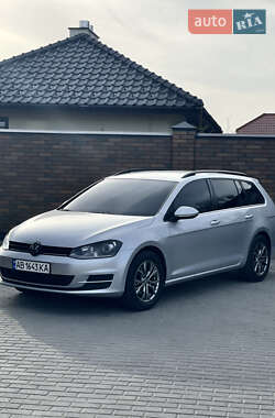 Универсал Volkswagen Golf 2015 в Виннице