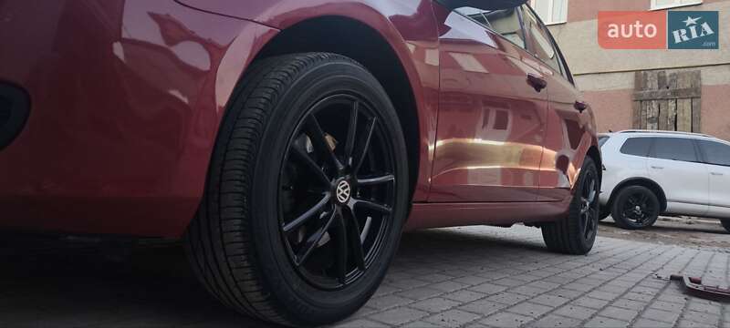 Хэтчбек Volkswagen Golf 2009 в Мукачево