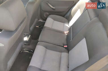 Универсал Volkswagen Golf 2002 в 