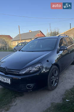 Универсал Volkswagen Golf 2010 в 