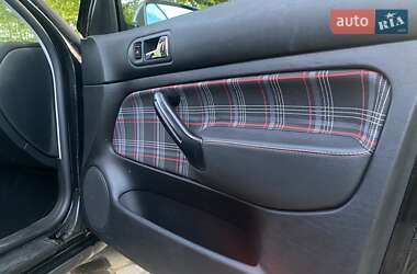 Хэтчбек Volkswagen Golf 1999 в 