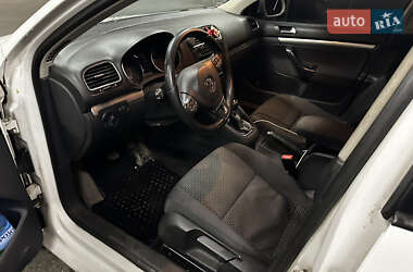 Универсал Volkswagen Golf 2011 в 