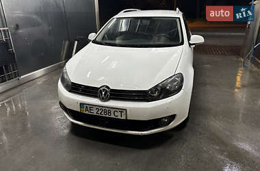 Универсал Volkswagen Golf 2011 в 