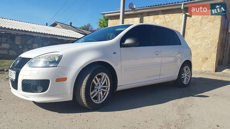 Хэтчбек Volkswagen Golf 2007 в 
