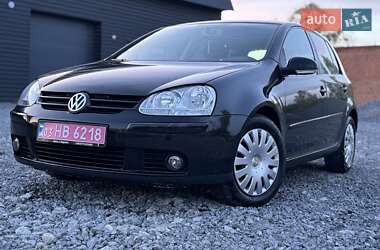 Хэтчбек Volkswagen Golf 2008 в 