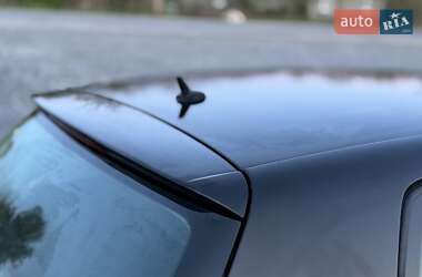 Хэтчбек Volkswagen Golf 2008 в 