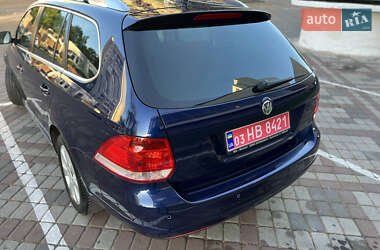 Універсал Volkswagen Golf 2009 в 
