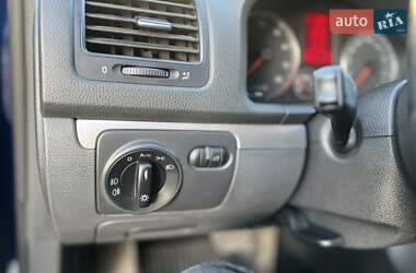 Універсал Volkswagen Golf 2009 в 
