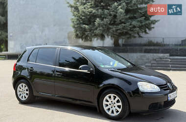 Хэтчбек Volkswagen Golf 2006 в 